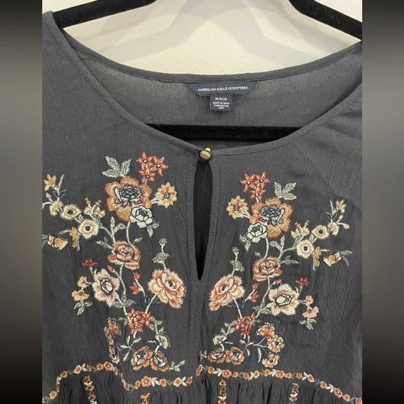 American Eagle Top - Picture 2 of 3